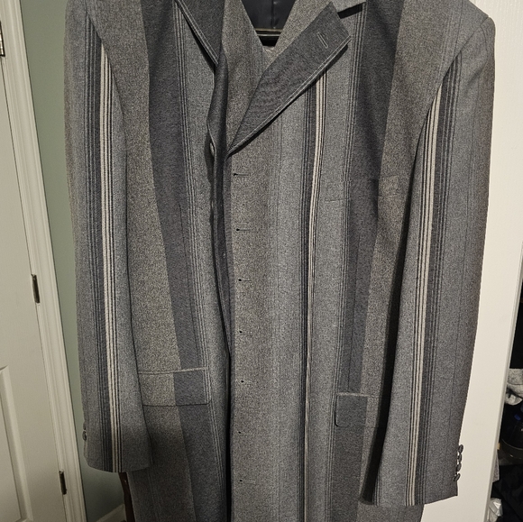 50L 3/4 Soprano suit. - Picture 2 of 2